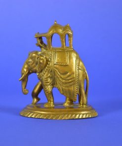 Alternative view of Indiase olifant met draagstoel van koper