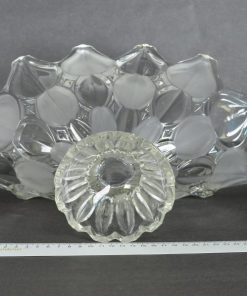 Jardinière vaas met glazen matglazen tulpen