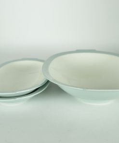 Alternative view of Serveerschotel ovaal P. Regout pastelkleur grijs-blauw set van drie
