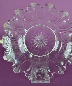 Alternative view of Biedermeier schaal kristal