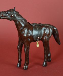 Alternative view of Paard gemaakt van leer