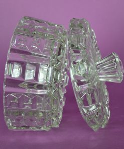 Bonbonniere op twaalf voeten Art Deco kleurloos glas