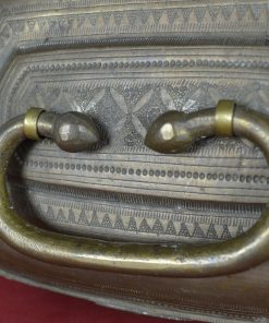 Alternative view of Antiek koperen kistje met hengsel