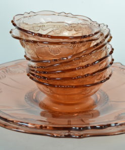 Schaal roze glas bloem- of schelpmotief