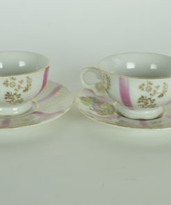 Kleine kop en schotel porselein