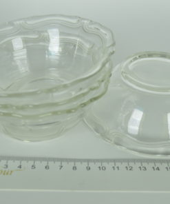 Schaaltje kleurloos glas met fantasierand