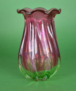 Vaas glas roze en groen en kleurloos glas Murano stijl