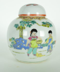 Gemberpot vogels voeren