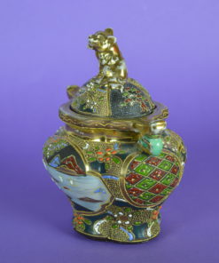 Wierook pot Japans Satsuma porselein