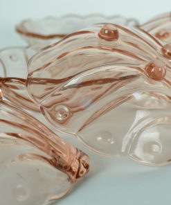 Schelpvormig schaaltje roze glas