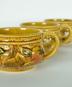 Soepkoppen Fruitmandrelief seventies