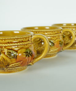 Soepkoppen Fruitmandrelief seventies