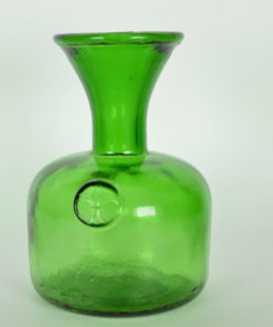 Vaas groen glas met Franse lelie