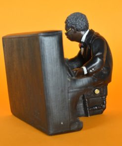 Pianist aan de piano