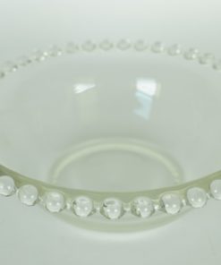Diepe schaal met parelrand van glazen balletjes