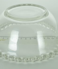 Diepe schaal met parelrand van glazen balletjes