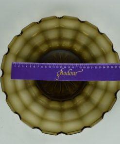 Presenteerschaal met vlakken grijsbruin glas