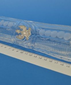 Kristallen vaas met zilverkleurige Poolse gekroonde adelaar