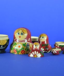 Matroesjka zwart met bloem