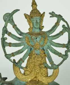 Shiva met tien armen op een heilige koe koper