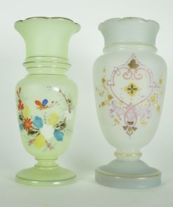 Vazen opaline glas groen en wit antiek