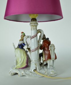 Tafellamp Frankenthal porselein muzikaal tafereel met harp