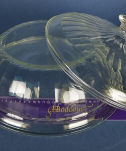 Glazen schaal met deksel