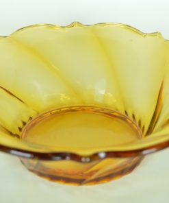 Schaal amberkleurig glas