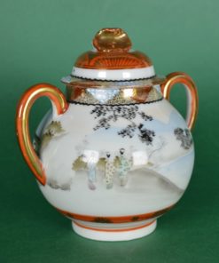 Suikerpot Japans met deksel met blaadjes - porselein