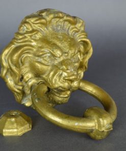 Leeuwenkop deurklopper van koper