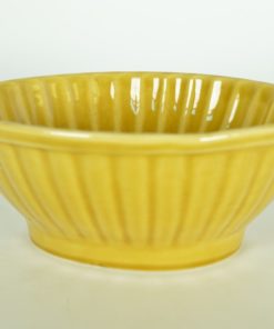 Aardbeien puddingvorm - kerriekleurig, aardewerk