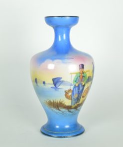 Vaas met waterdrager in blauw en roze - Porselein