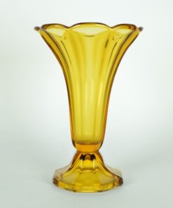 Vaas met kelk Art Deco amberkleurig glas