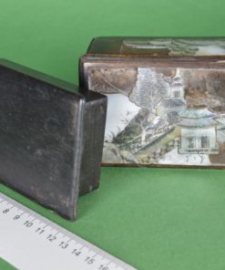 Chinees antiek doosje hout en parelmoer