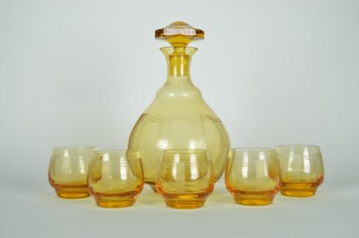 Karaf met vijf glaasjes amberkleurig - Art Deco