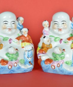 Lachende Boeddha 2 met kinderen middelgroot