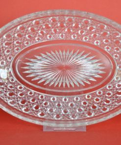 Ovale schaal met in glas geperste diamant facetten