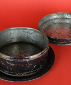 Blik rond met haven en schip parelmoer - antiek