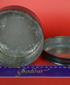 Blik rond met pagode en naaldboom -antiek