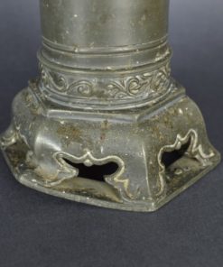 Aziatische wierookbrander - grote koker van metaal antiek