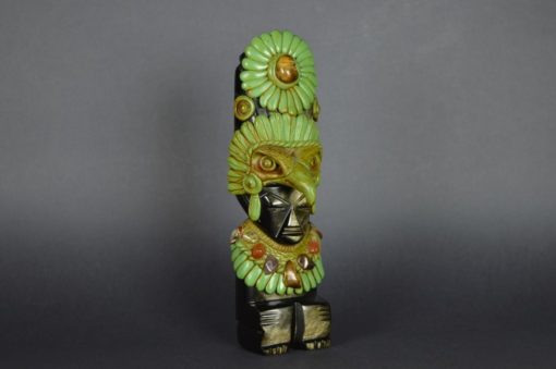 Azteken Sjamaan met groen adelaars masker - goudobsidiaan
