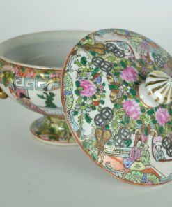 Dekselschaal Famille Rose - aardewerk