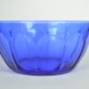 Schaal van blauw glas