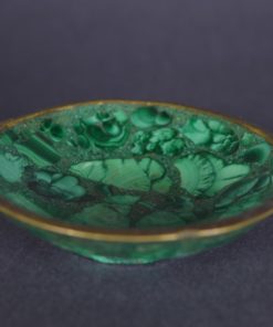 Schaaltje van malachiet met koperen rand