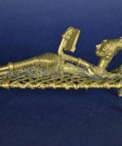 Alternative view of Lezende vrouw op ligbed - koper
