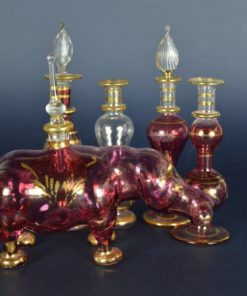 Parfumfles roze nijpaard - glas