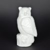 Uil van wit porselein