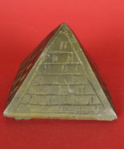 Drie Piramides van koper