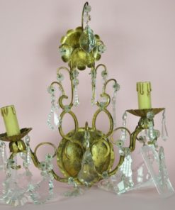 Wandlamp tweearmig goudkleuring met kristallen