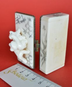 Doosje - Horen Zien en Zwijgen - been